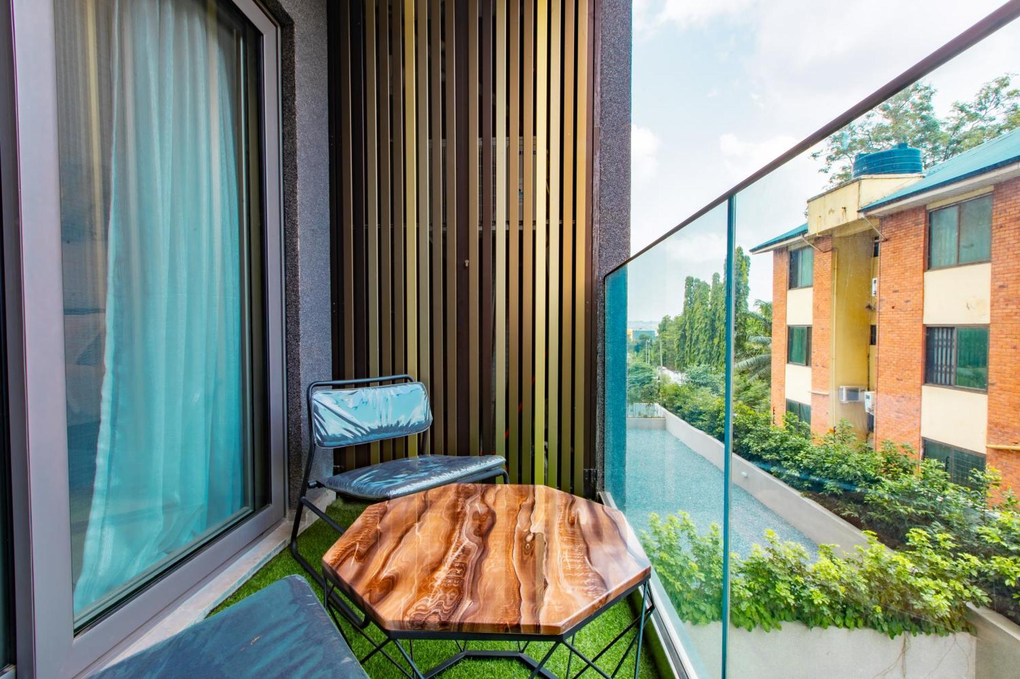 7 Minutes From The Airport - Chic Studio Акра Екстериор снимка